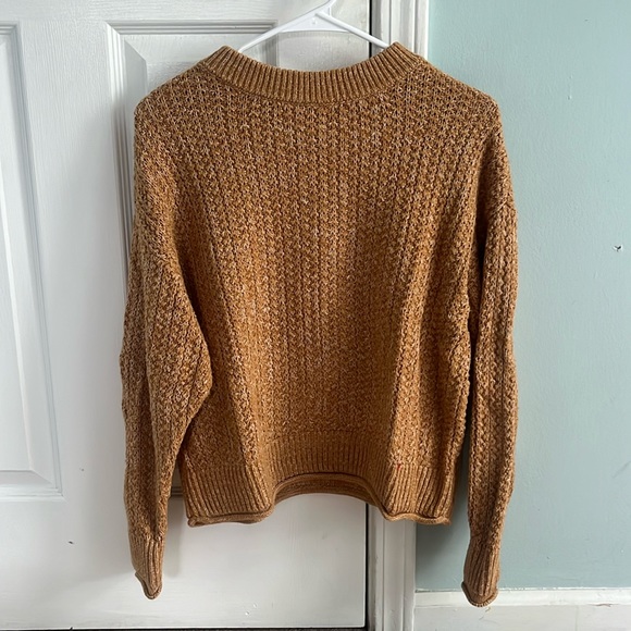 Universal Thread Yellow Sweater - Picture 1 of 2